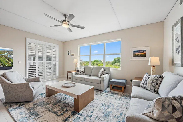 Residence photo 6
