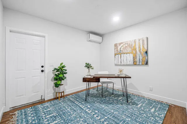 Residence photo 31