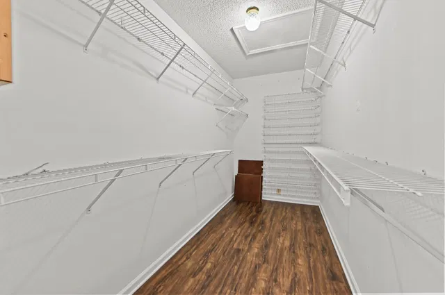 Residence photo 18