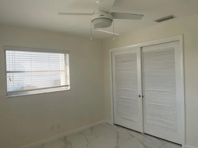 Residence photo 6
