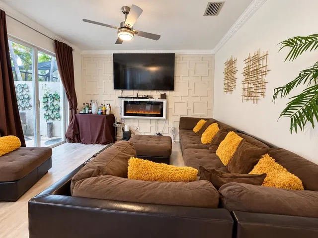 Residence photo 10