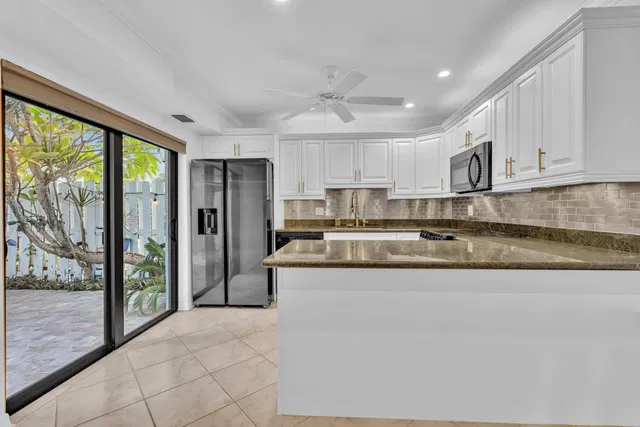 Palm Trail Delray Beach Unit 24D photo 13
