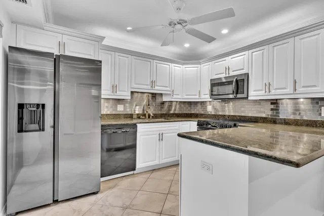 Palm Trail Delray Beach Unit 24D photo 14