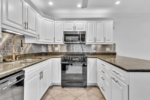 Palm Trail Delray Beach Unit 24D photo 15