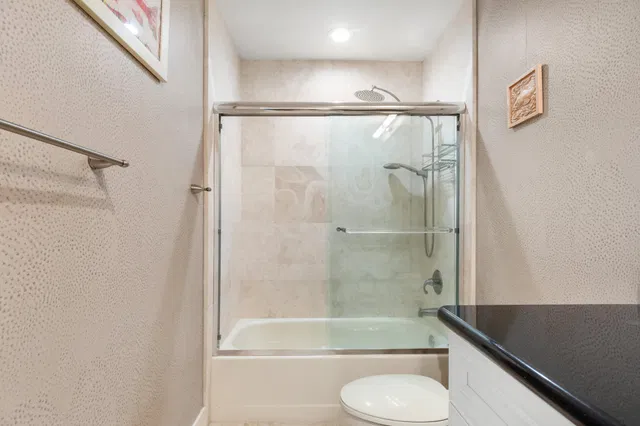 Residence photo 42