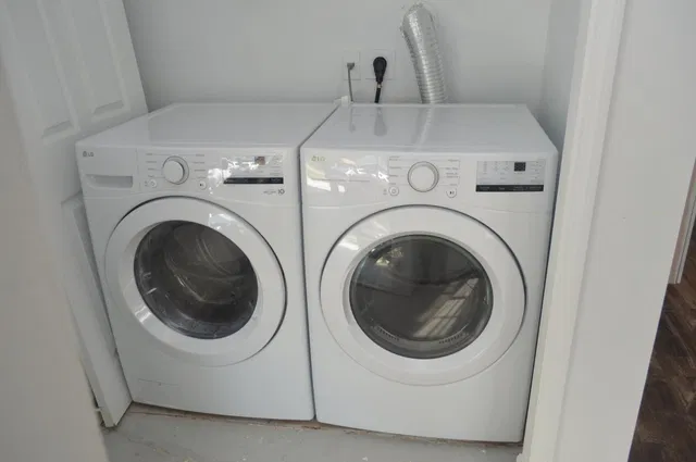  Residence photo 12