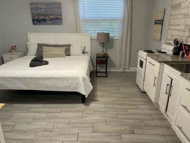 Palm Beach Shores Unit 9 Studio photo 3