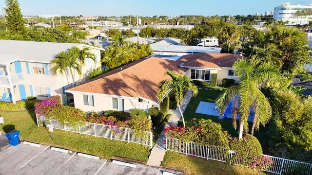 Palm Beach Shores Unit 9 Studio photo 12