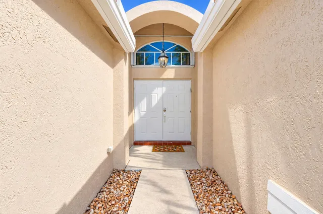Residence photo 4