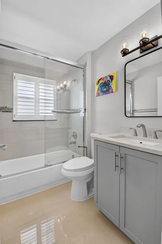 Residence photo 12