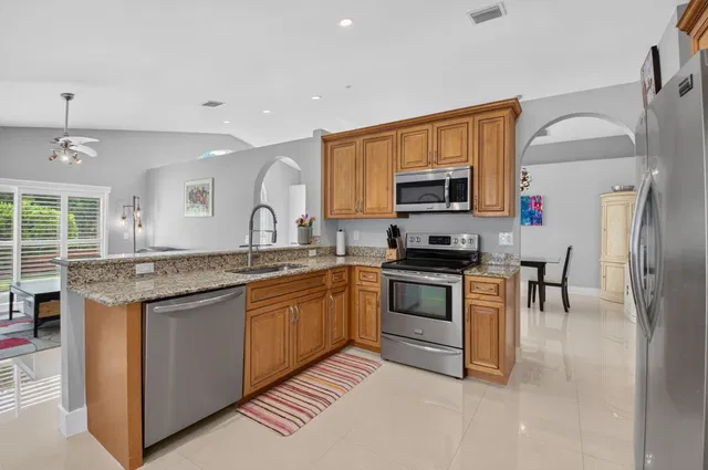 Residence photo 18