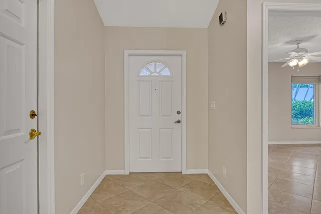  Residence photo 8