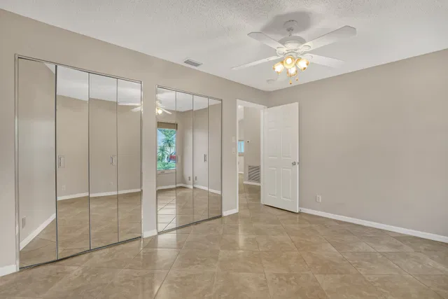  Residence photo 32