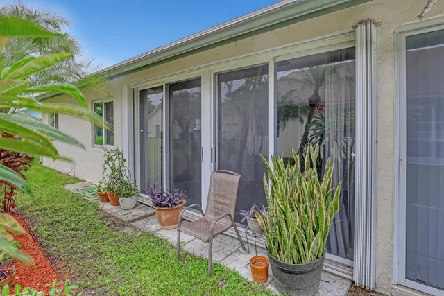  Residence photo 43