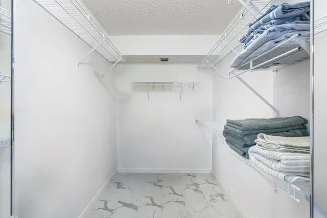 Unit 206 photo 19