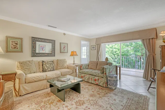 Singer Island Unit 202 photo 3