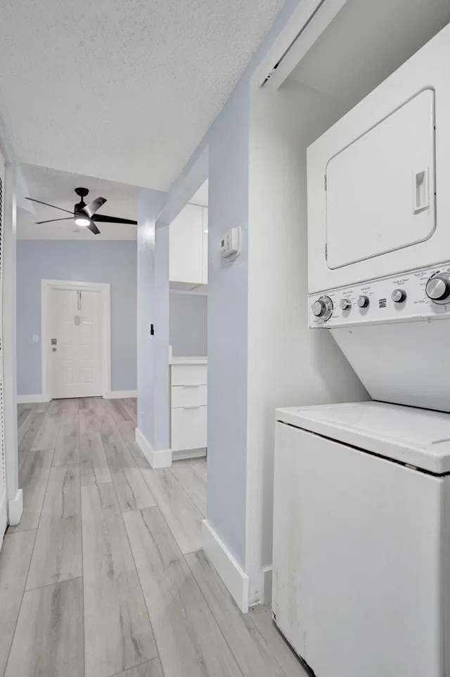 Unit H3 photo 15