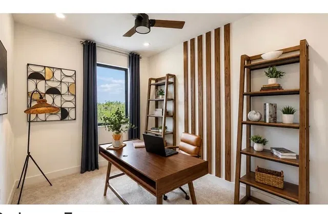 Residence photo 12