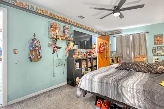Residence photo 16