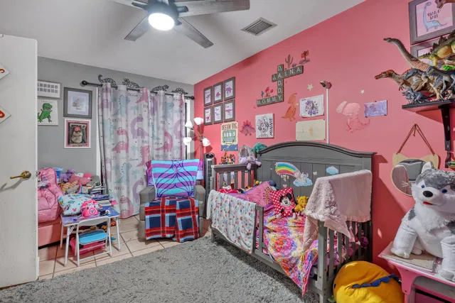 Residence photo 24