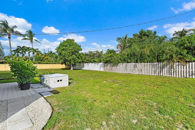 Residence photo 36