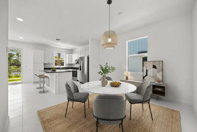 Residence photo 16