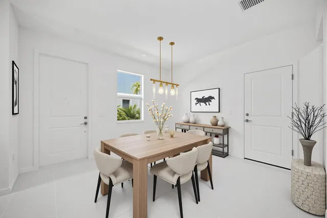 Residence photo 18