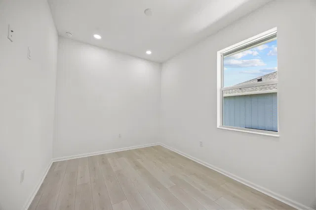 Residence photo 34
