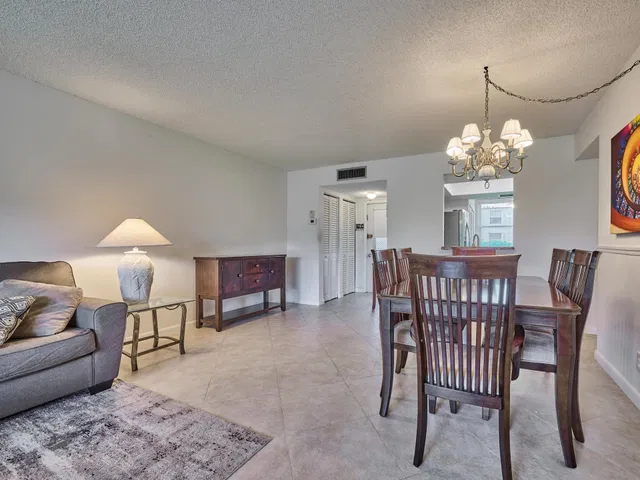 Unit 107 photo 23