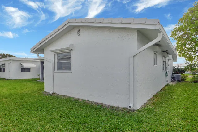 Residence photo 59