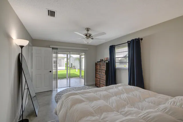 Residence photo 62