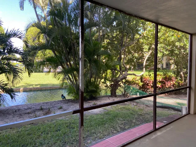 Unit 105 photo 18