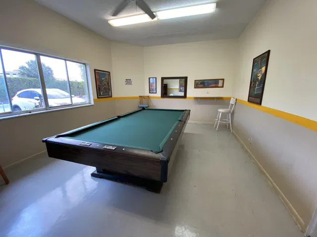 Unit 105 photo 29
