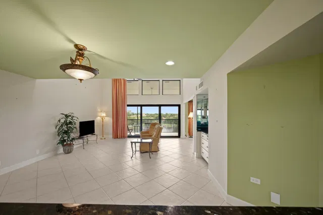 Jonathan's Landing Jupiter FL Unit E501 photo 11