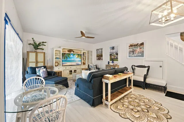 Residence photo 6