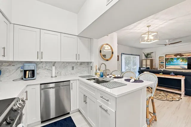 Residence photo 15