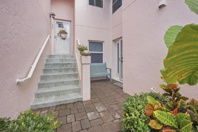 Residence photo 37
