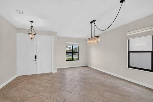 Residence photo 11