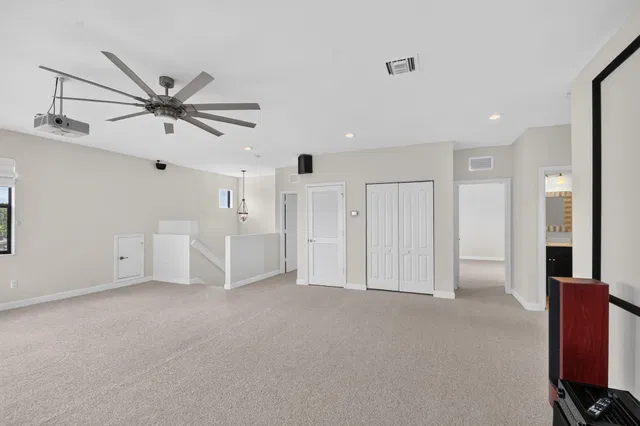 Residence photo 55