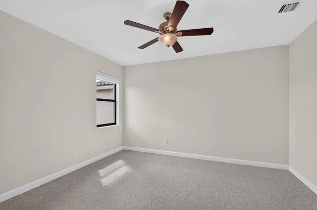 Residence photo 59