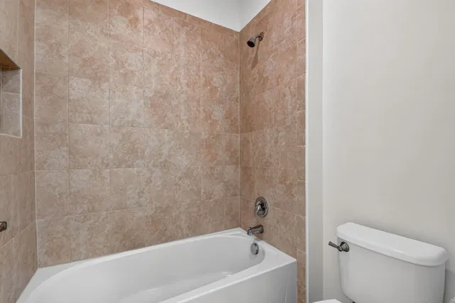 Residence photo 64