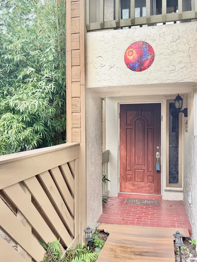 Residence photo 3