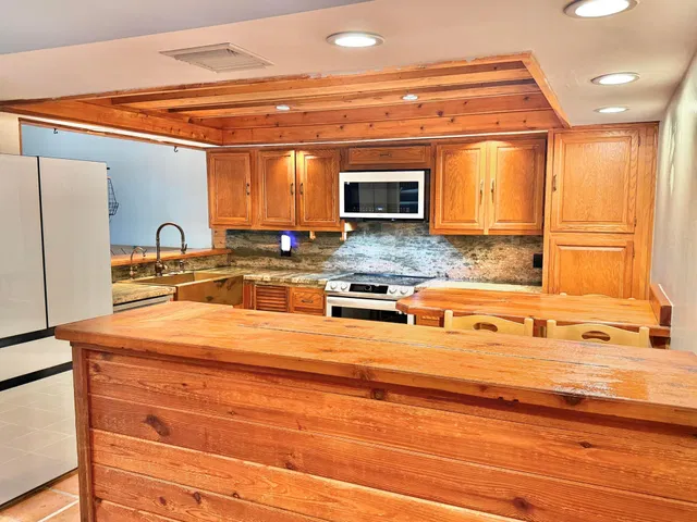 Residence photo 5