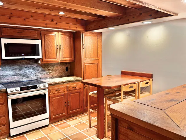 Residence photo 6