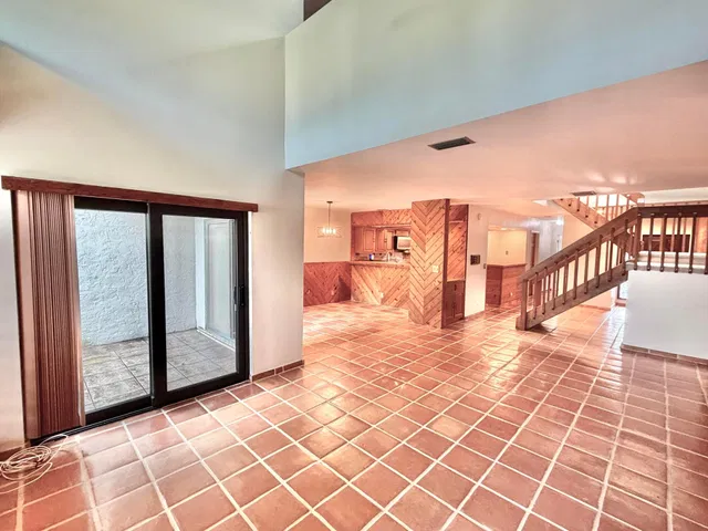 Residence photo 11
