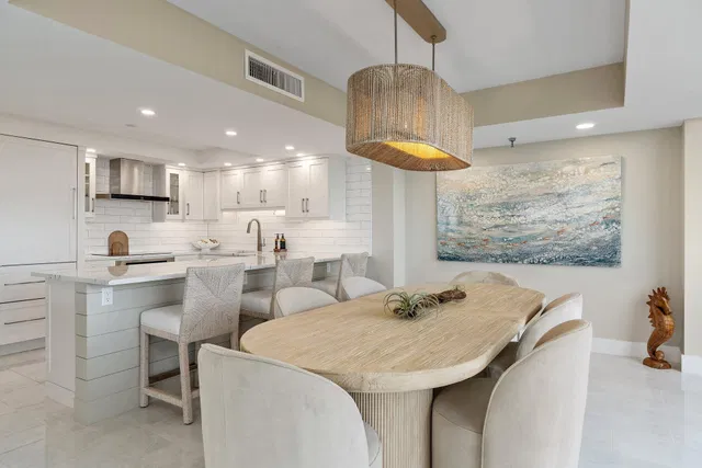 Unit 1544 photo 18