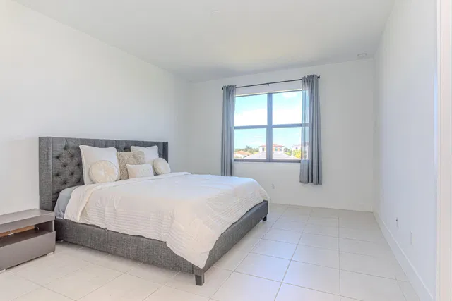 Residence photo 10