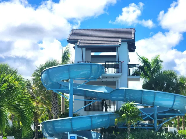 Residence photo 24