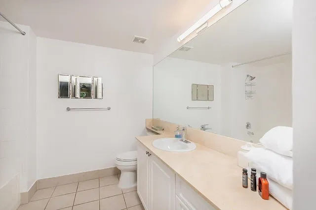 Downtown West Palm Beach Unit 106 photo 9