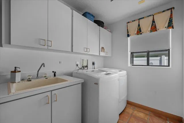 Residence photo 18